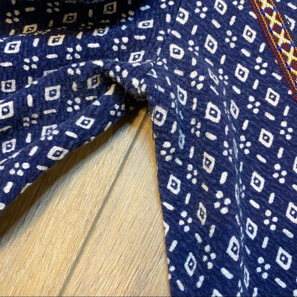 ANTHROPOLOGIE Akemi + Kin embroidered Seva tunic top M - Picture 6 of 11